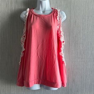 ❌SOLD❌ Women’s blouse ( NWOT )
